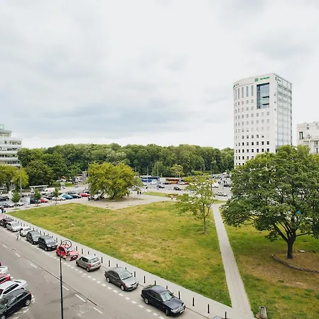 Shortstaypoland Zielna Apartment Warsaw